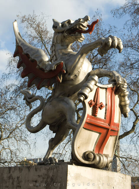 Один из драконов, обозначающих границы Лондонского Сити