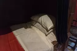 Кровать Рембрандта в гостиной