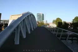 Пешеходный мост через Амстел