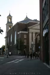 Церковь Моисея и Аарона в Амстердаме (<span lang=nl>Mozes en Aäronkerk</span>)