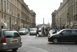 Улица Руаяль в Париже