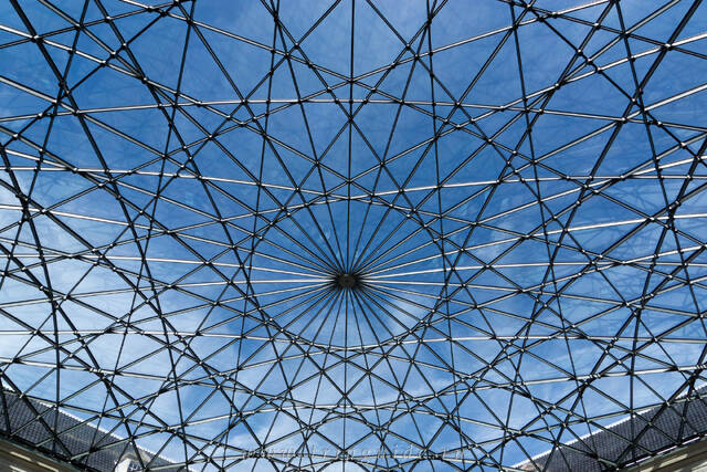 Крыша над внутренним двором Морского музея Амстердама
