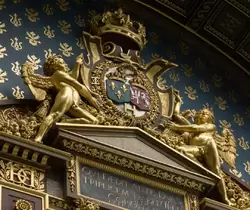 Часы на дворце Консьержери в Париже
