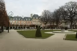 Площадь Вож в Париже