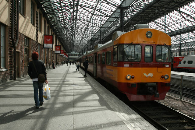 Железнодорожный вокзал Хельсинки, фото