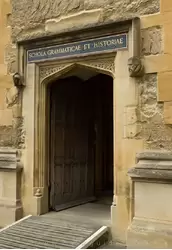Бодлианская библиотека в Оксфорде — школа грамматики и истории