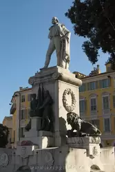 Памятник Гарибальди в Ницце
