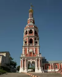 Колокольня Строгановской церкви в Нижнем Новгороде