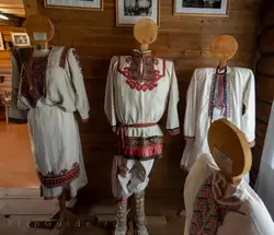 Костюмы луговых мари в Этнографическом музее Козьмодемьянска