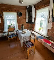 Красный угол в крестьянской избе, Этнографический музей Козьмодемьянска