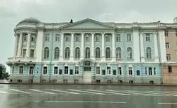 Здание пароходного общества «Волга» в Нижнем Новгороде, теперь здесь размещается Медицинская академия