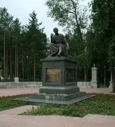 Памятник Г.Р. Державину в Казани