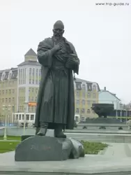 Памятник Кол-Гали, Казань