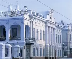 Казань, здание налоговой инспекции на улице Карла Маркса