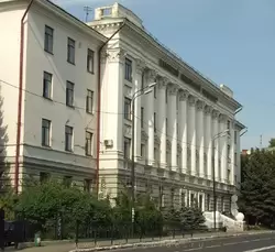 КГМУ (Медицинский институт)