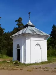 Каменная часовня в честь Святителя Николая Коневского Рождество-Богородичного мужского монастыря