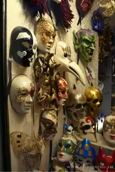 Магазин масок, Венеция