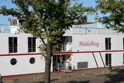 Теплоход «Гейдельберг» (<span lang=nl>Heidelberg</span>) в Амстердаме