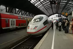 Скоростной поезд до Амстердама
