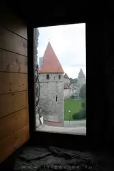 Окно в башне