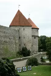 Neitsitorn (Девичья башня) и башня Кик-ин-де-Кёк