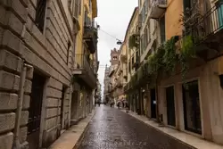 Улица Святой Анастасии в Вероне (Corso Sant Anastasia)