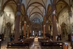 Кафедральный собор Вероны — центральный неф
