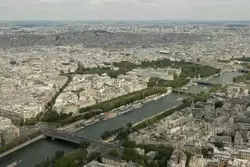 Вид на Париж с Эйфелевой башни