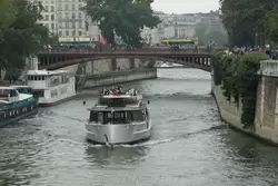 Достопримечательности Парижа: прогулки на теплоходах по Сене