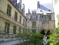 Музей Средневековья в Париже (Термы и особняк Клюни)