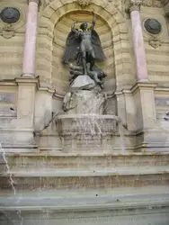 Фонтан Святого Михаила в Париже